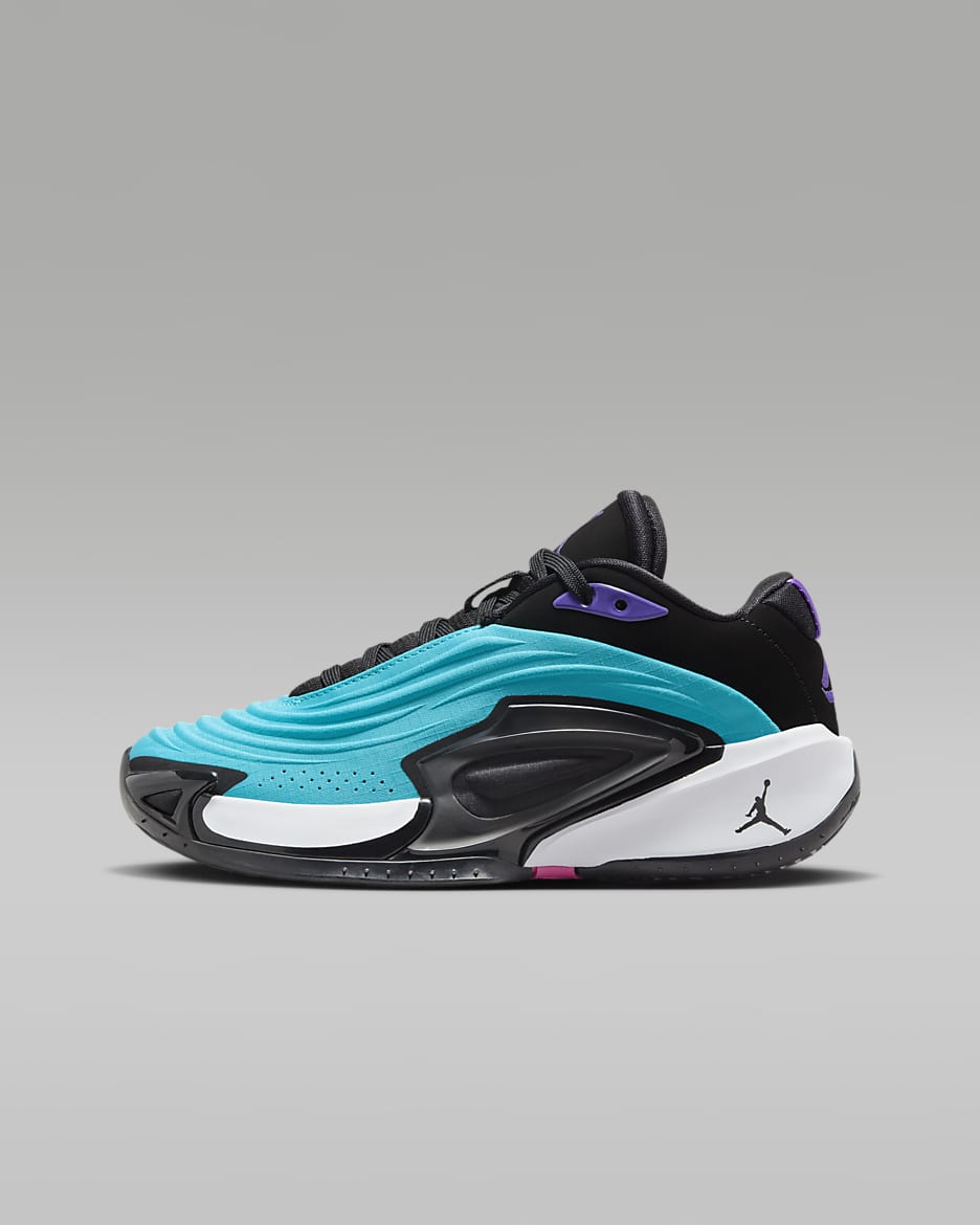 Luka 3 basketballsko til storre born. Nike DK